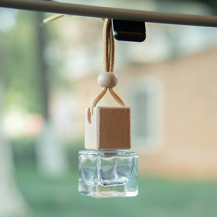 8ml Square Perfume Car Pendant Empty Bottle for wholesale by Candles Meta