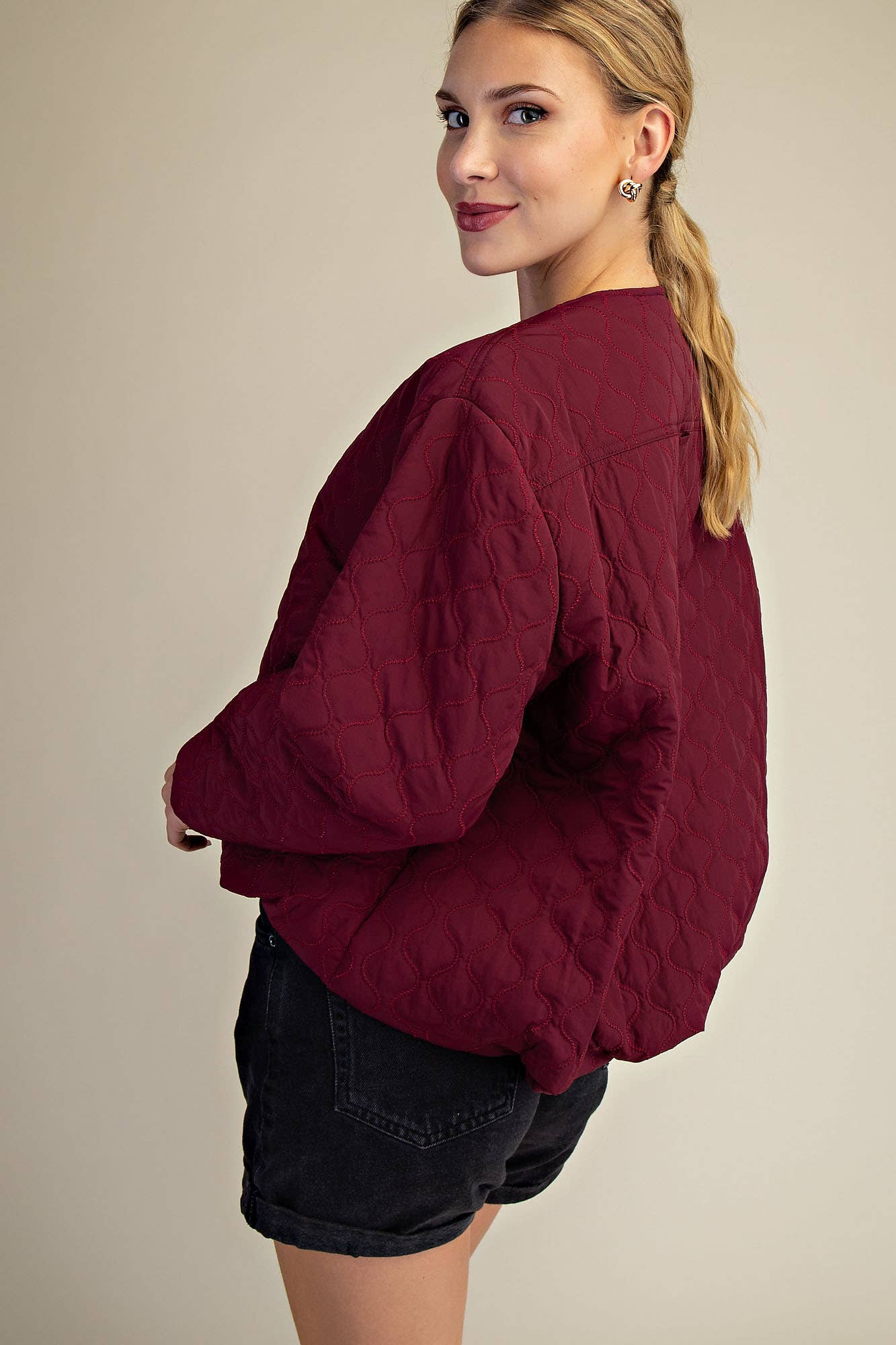 Glam - Wholesale Jacket - Women's - Round Neck Zipper Closure Quilted Jacket15