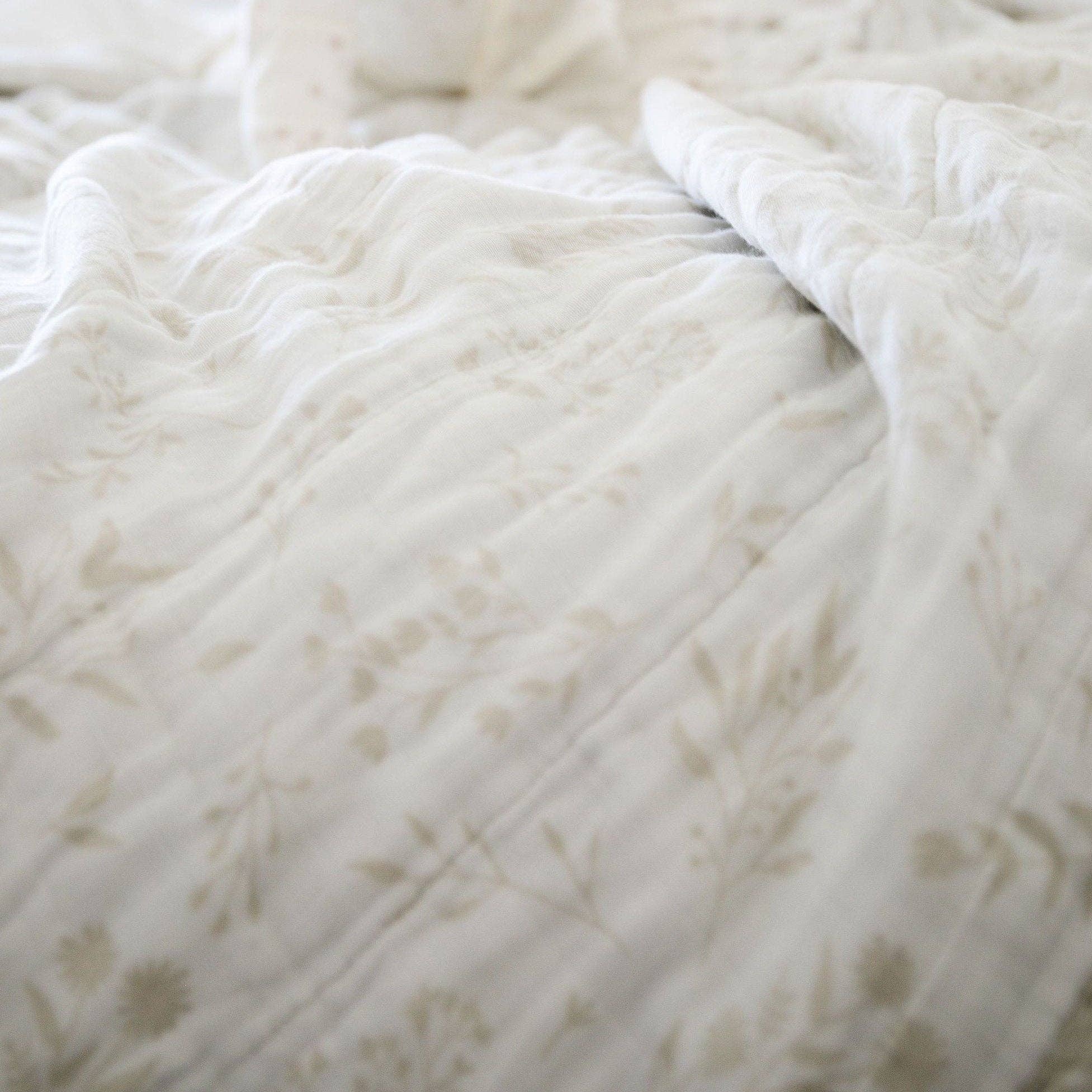 Saranoni - Wholesale Quilt - BAMBOO RAYON MUSLIN XL 4-LAYER QUILTS31