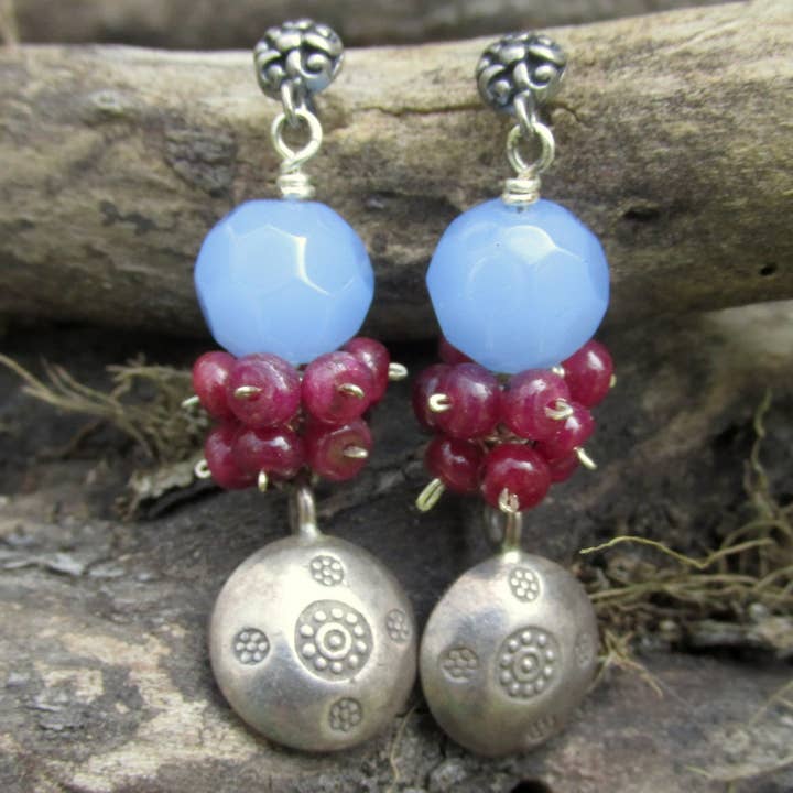 REMOVED BRAND - Wholesale Hangende/ronde oorbellen - Blauwe chalcedoon, rhodolietgranaat en sterling zilveren bengel