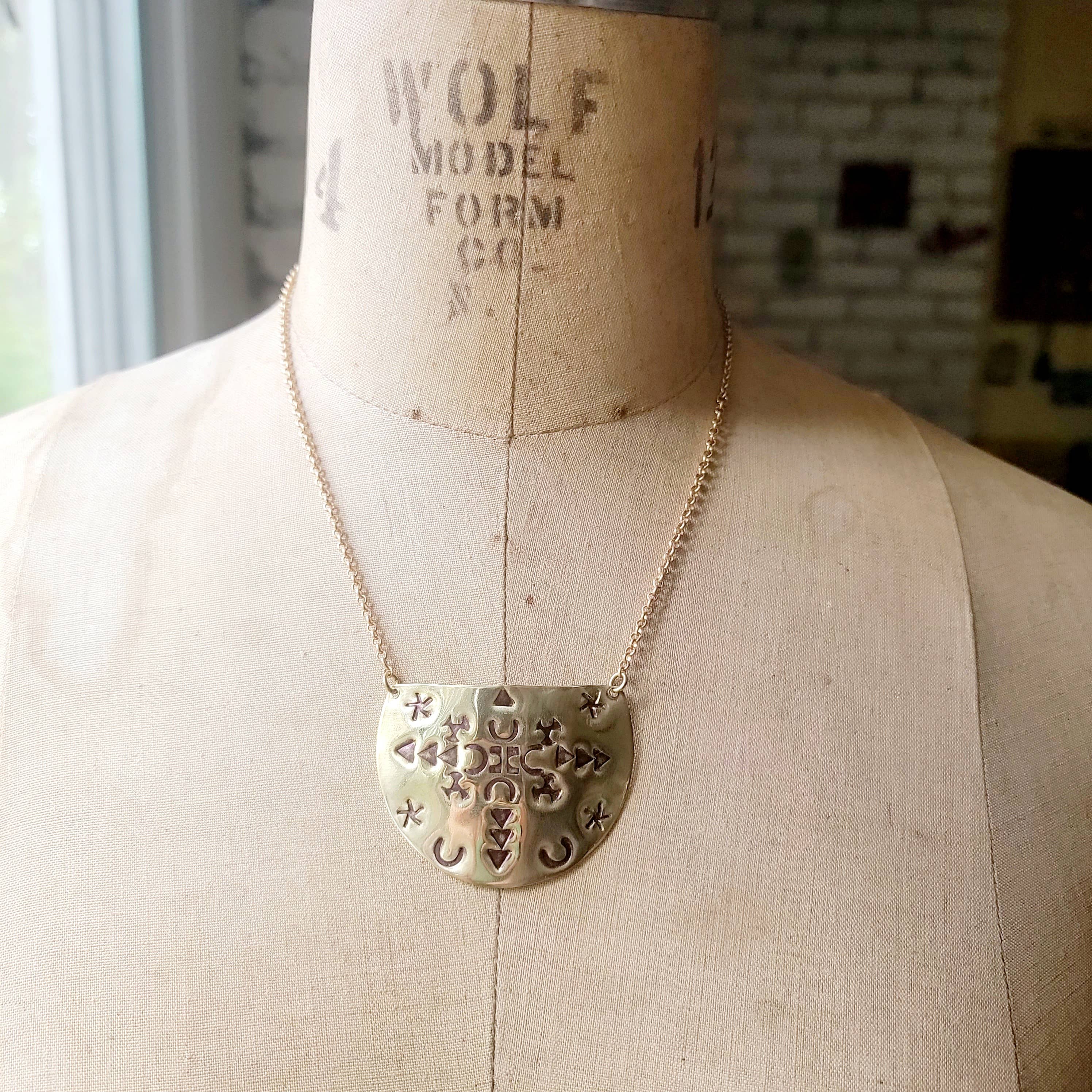 Verdilune – Engroshandel Halskæde med vedhæng – Mandala stemplet messing halskæde2