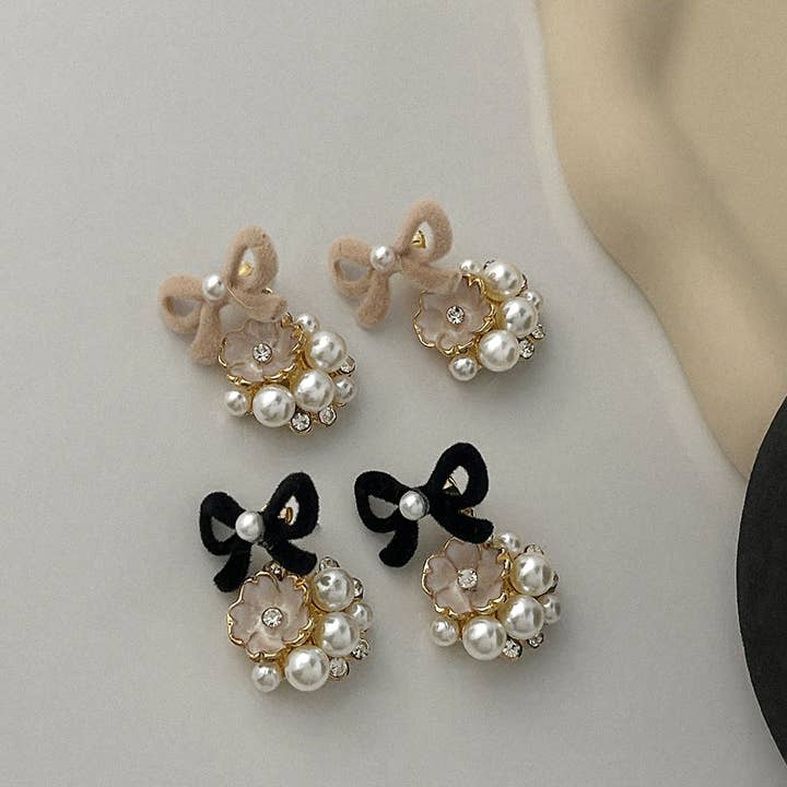 MOND HAUS - Wholesale Stud/Post Earrings - Margaret Earrings | Velvet-Texture Stud