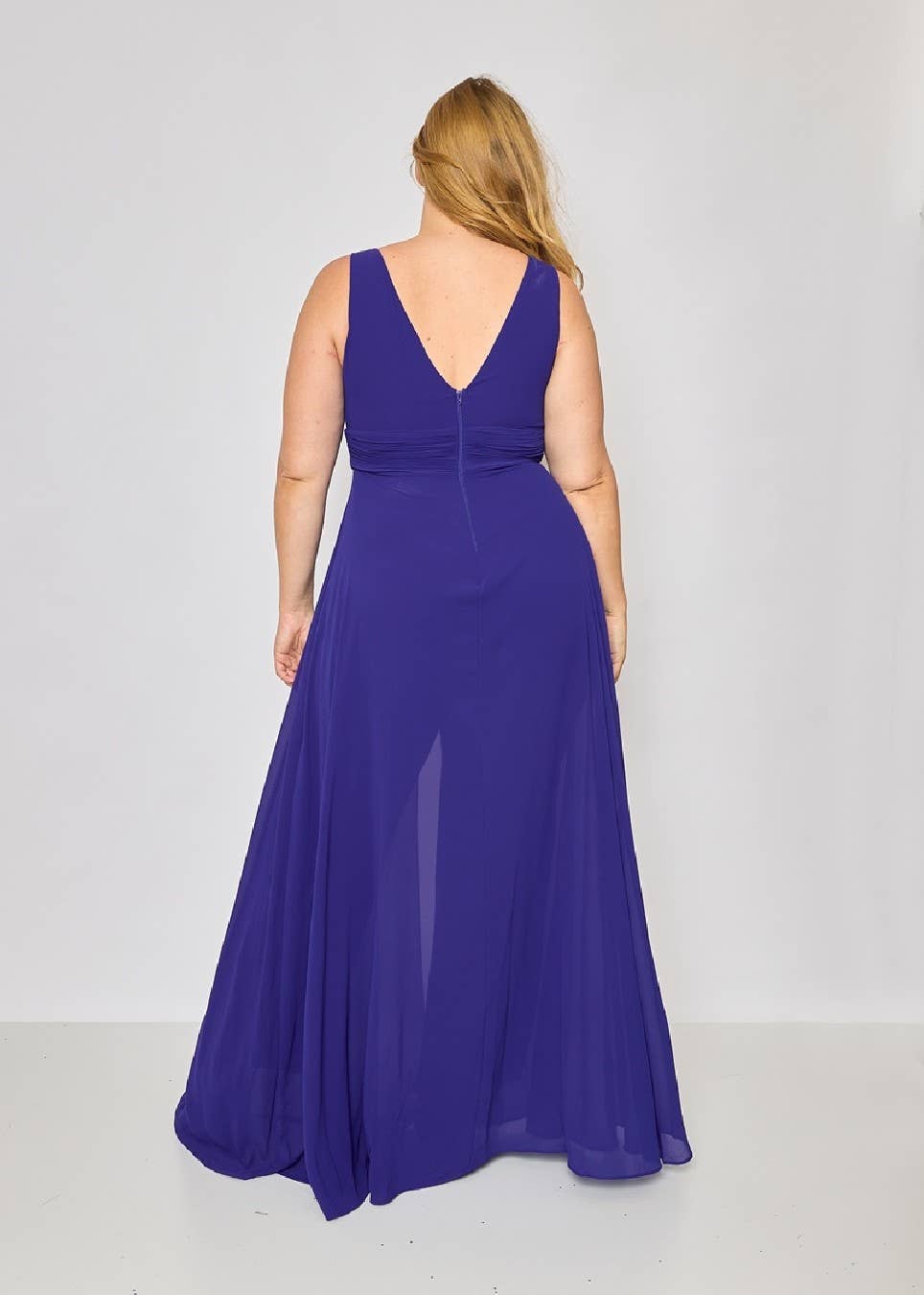 Eva & Lola - Epsilonn - Wholesale Dress - Women's - R1451QS - Plus Size V-Neck Jumpsuit4