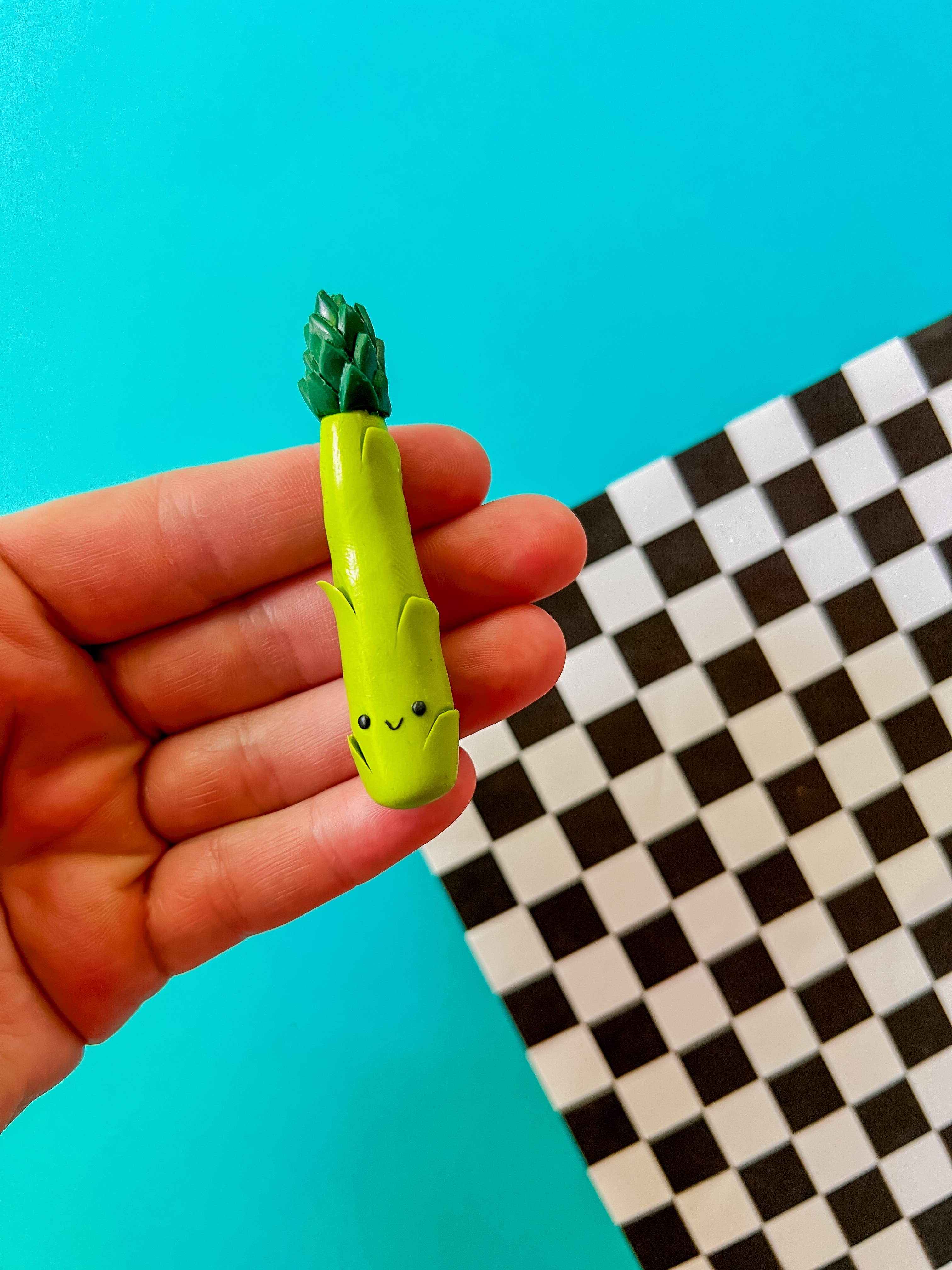 Larry’s Waffle Shop - Wholesale Magnet - Farmers Market Collection  | Vegetable Magnet Set4