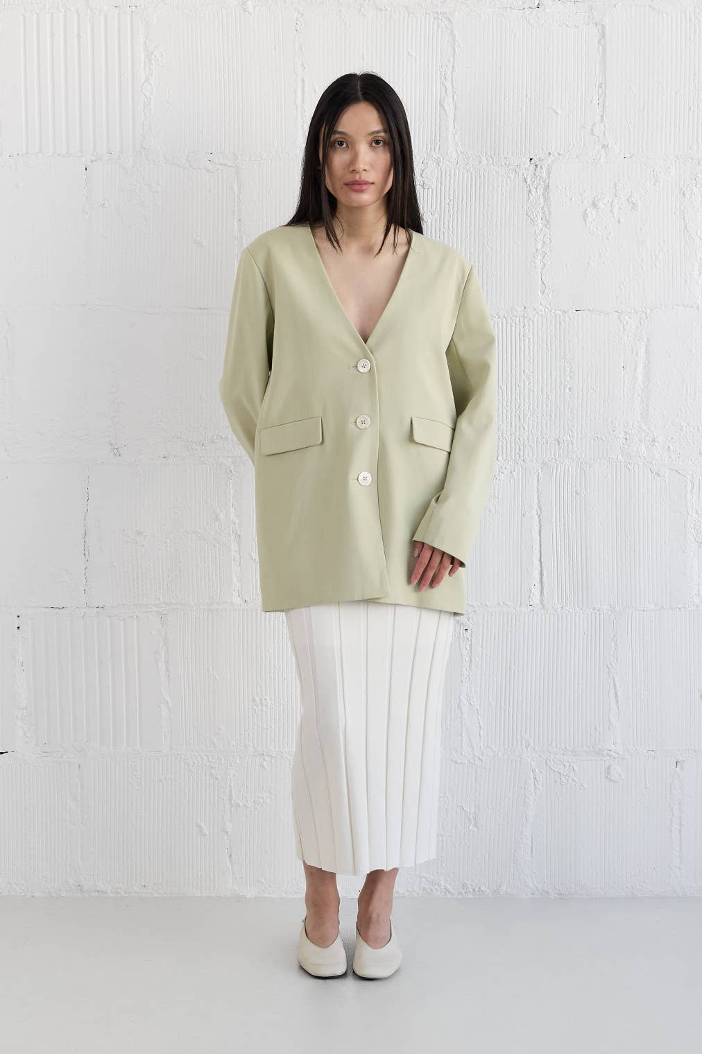 All Row - Wholesale Blazer - Women's - The Eleanor Blazer | Deep V-Neck Oversized Blazer1