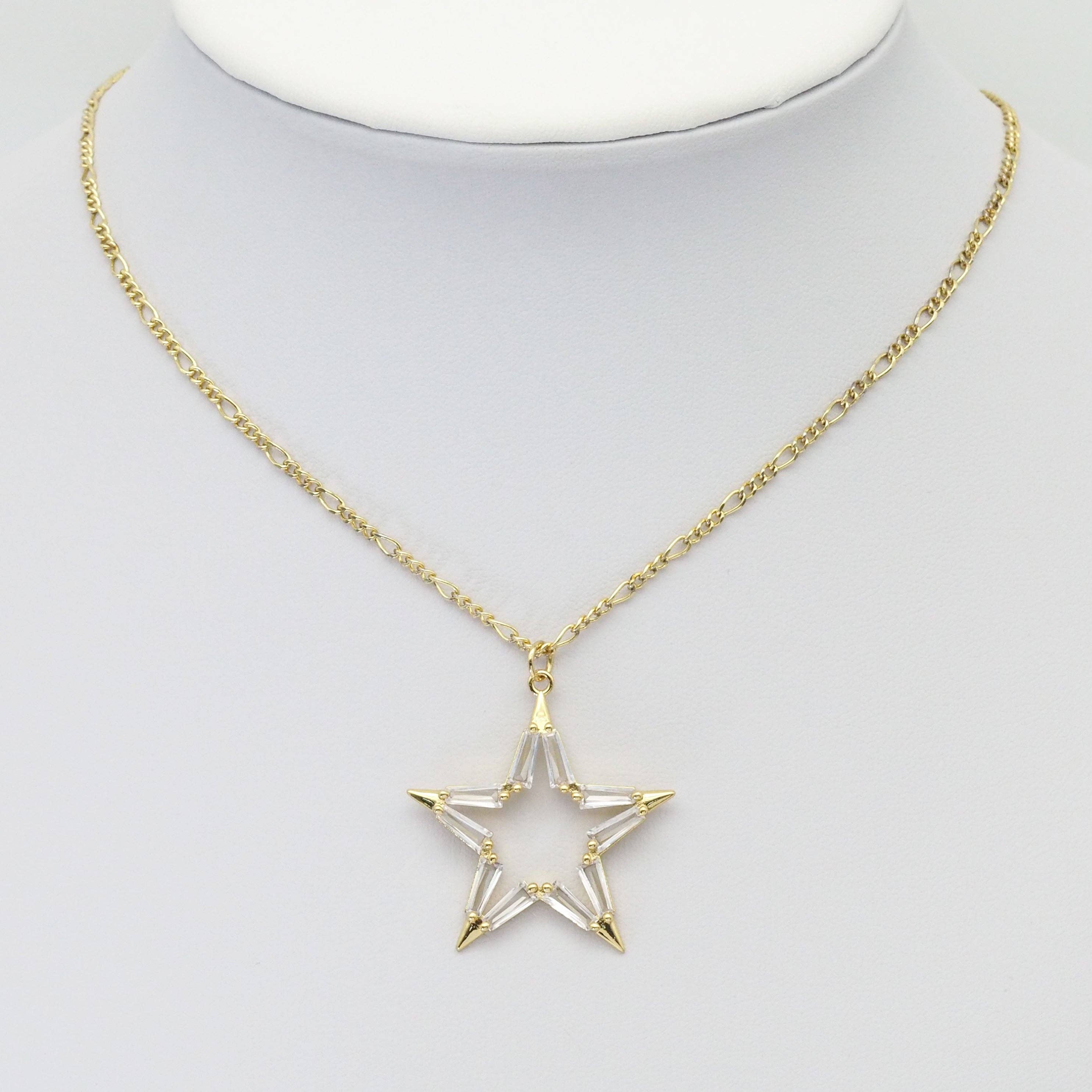 BestBeads&Beyond – Engroshandel Vedhæng/charm – Klar Baguette CZ Guld Fem Punkt Stjerne Charme, Sku #Y8211