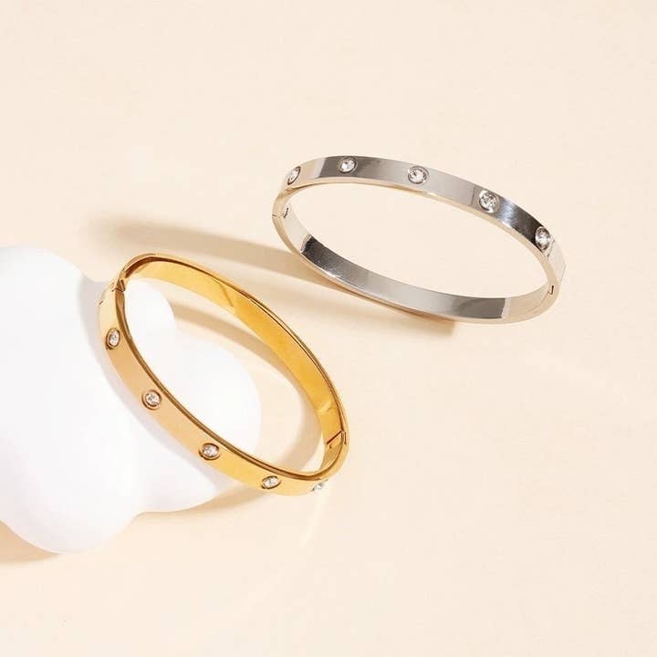 JOSSLYN by wall to wall - Wholesale Bangle Bracelet - 18K NON-TARNISH WATERPROOF STAINLESS STEEL BANGLE | 40B5153