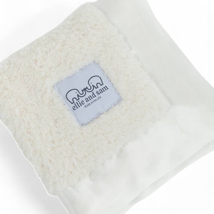 Doudou Classique à Bordure Satinée - Ivoire pour la vente par ellie and sam