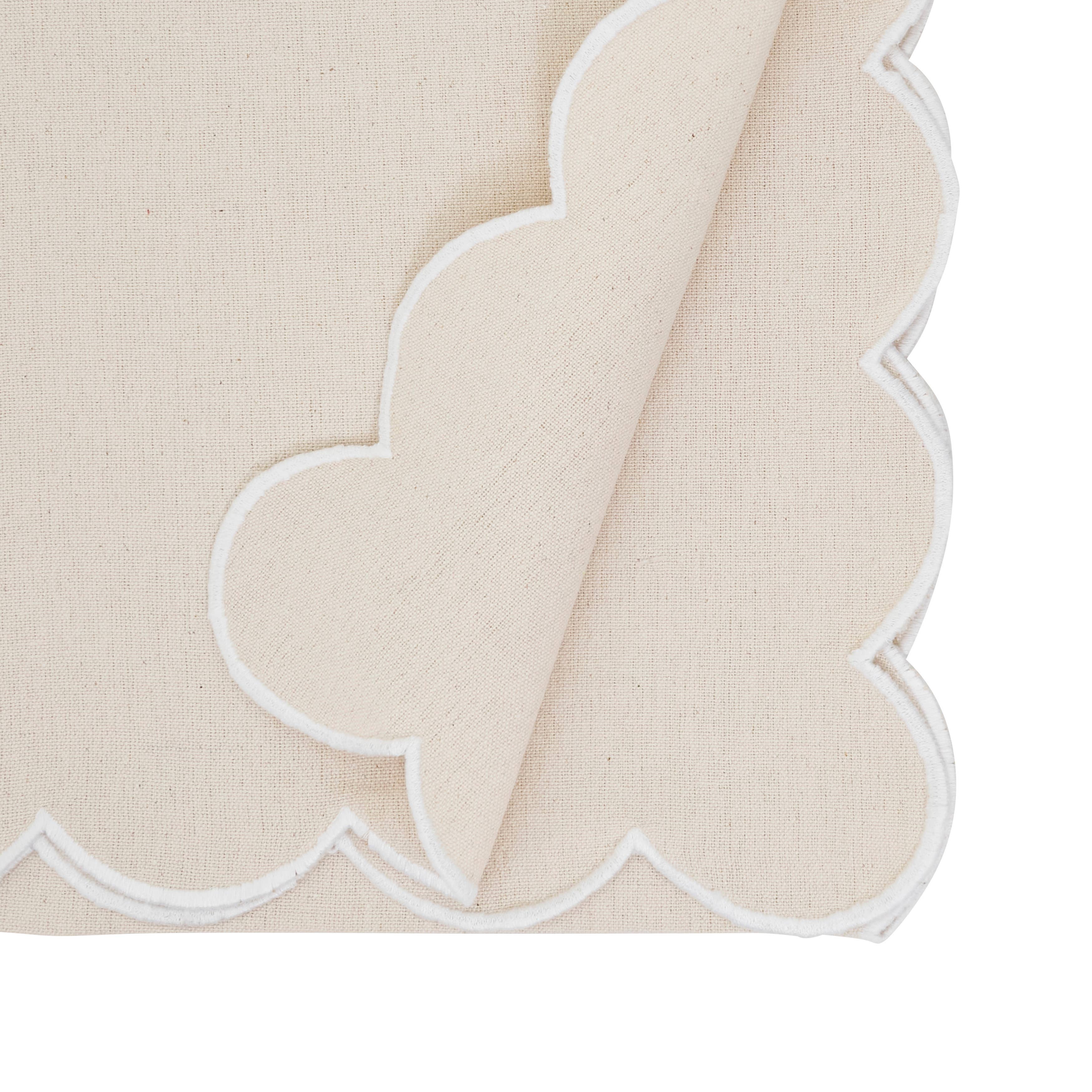 Saro Lifestyle - Wholesale Table Runner - Cotton Scalloped Table Runner23