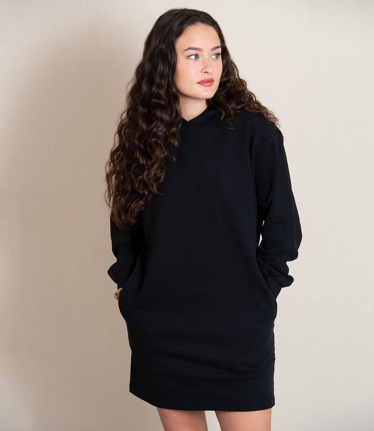 Freedom Company - Wholesale Jurk - Dames - De jurk met capuchon1