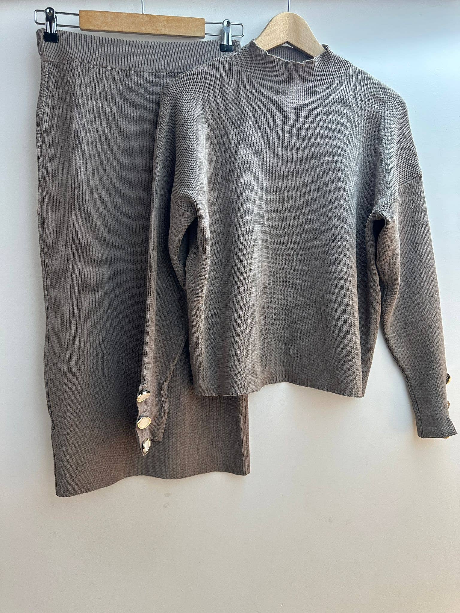 LORIANE - Wholesale Hemd- en rokset - Dames - 7350E Effen set, top en halflange rok3