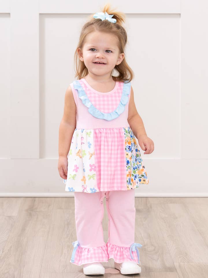 Voorjaars Tuin Strikken Ruffle Romper voor wholesale door Marie Nicole Clothing