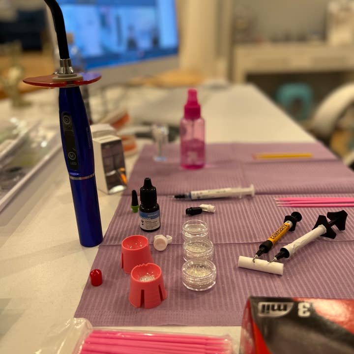 Illuminate Smile Specialists - Wholesale DIY Craft Kit - Advanced Tooth Gem Kit & Technique Training Manual1