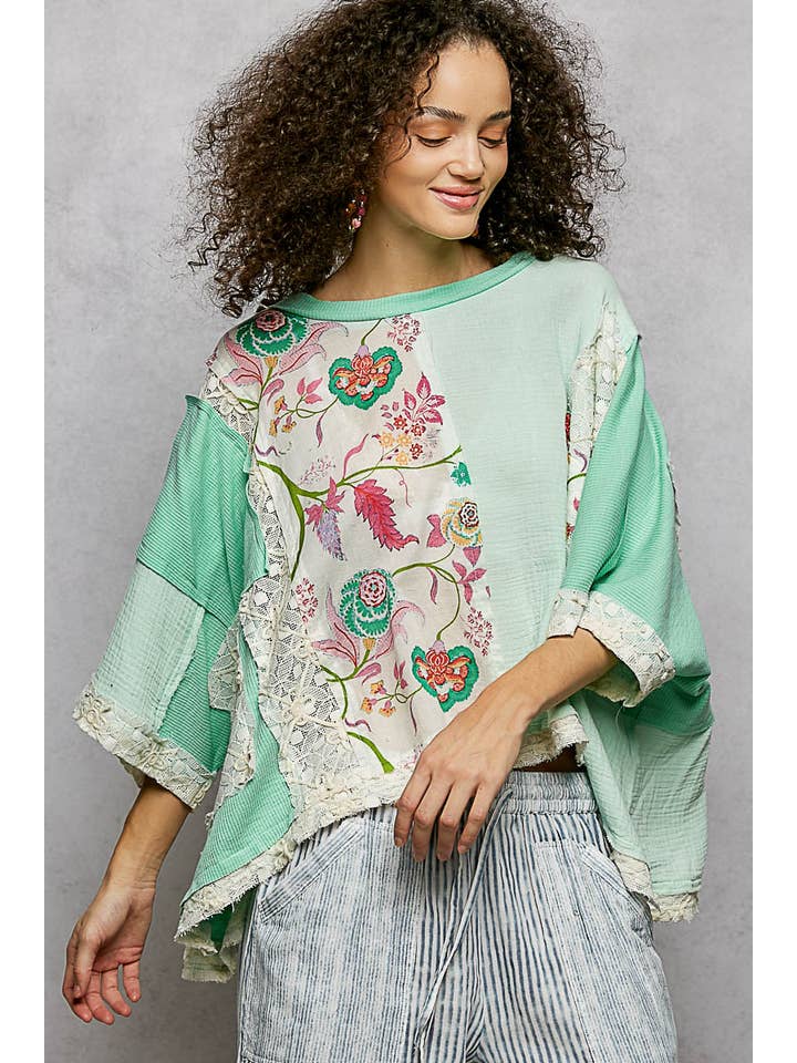 Pol Clothing - Wholesale Blouse - Women's - Round Neck Double Gauze Floral Woven Top27