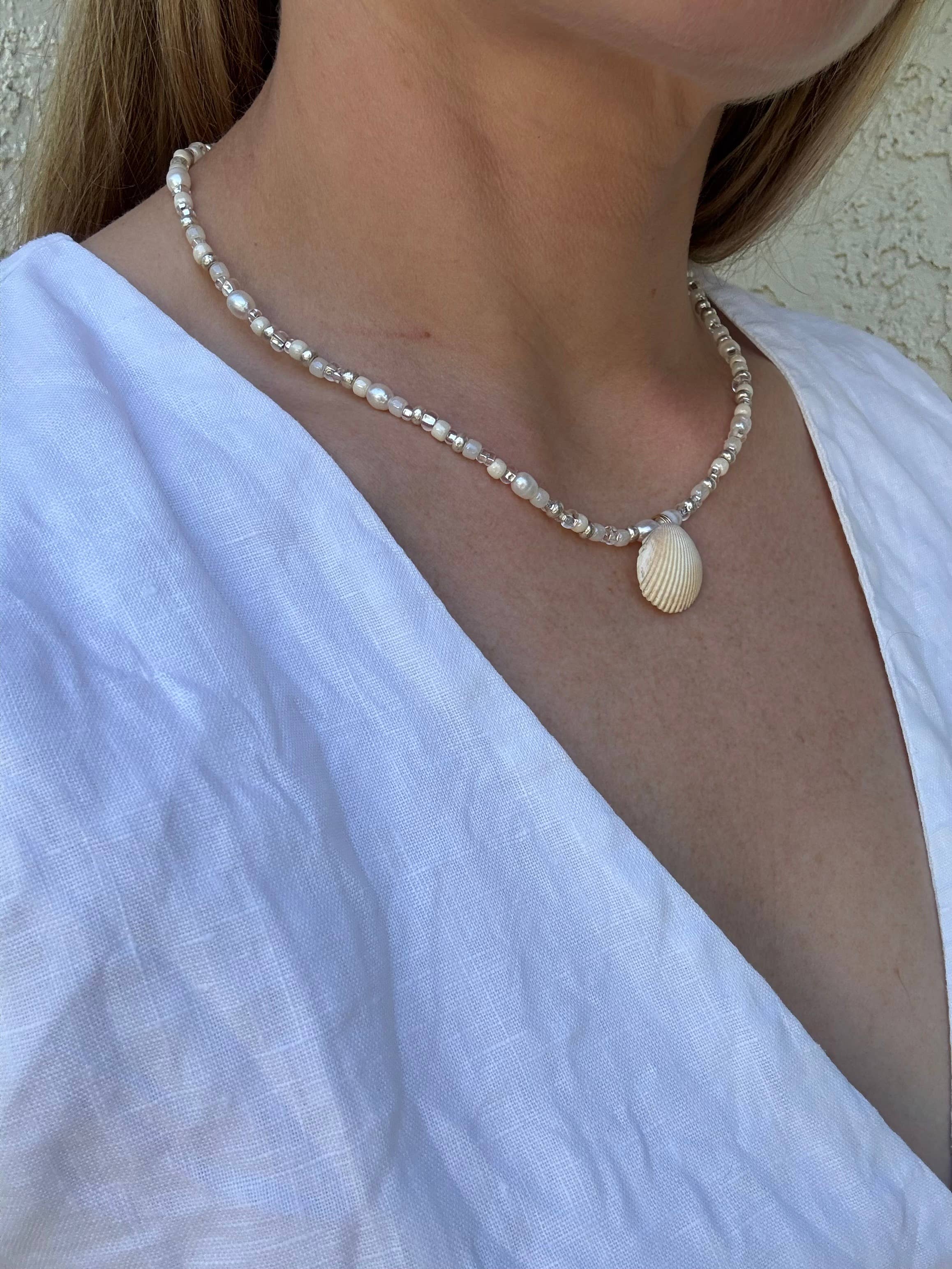 i said oui - Wholesale Beaded/pearl necklace - The Shell Game6