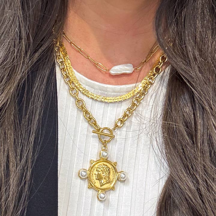 Colliers superposés étanches pour la vente par Savvy Bling