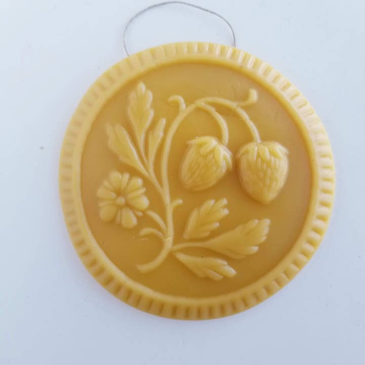 Farm and Hive - Wholesale Ornament - Wild Strawberries | Beeswax Ornament4