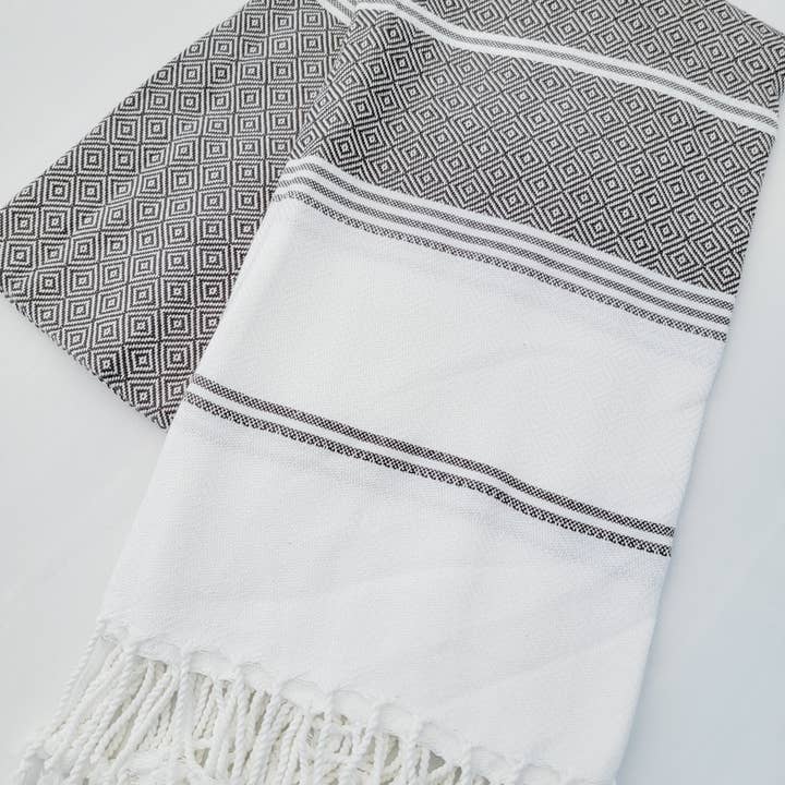 EBRU Home - Wholesale Throw Blanket - Throw Blanket, Farmhouse deco, Fall deco, Quick fold throw11