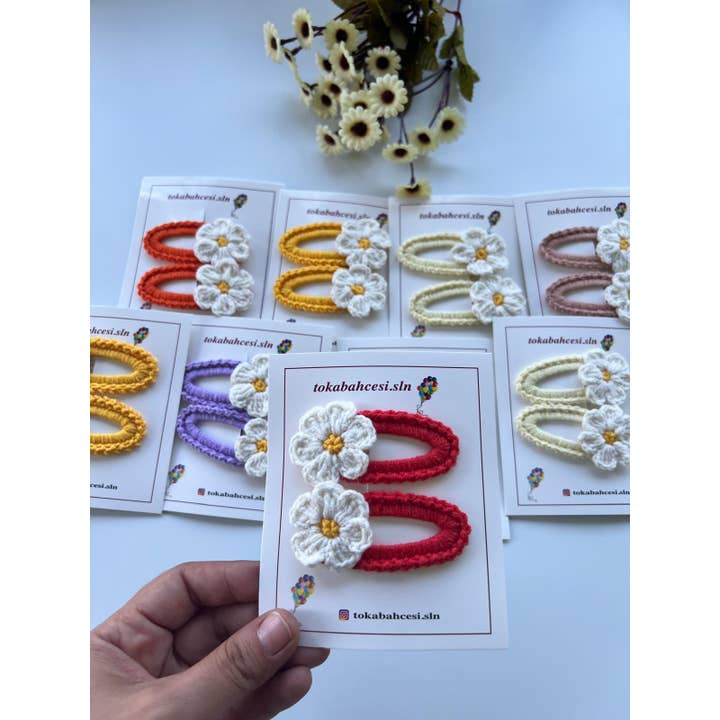 Emel Crochet – wholesale Set med håraccessoarer – Barn – virkad prästkrage hårklämma, amigurumi