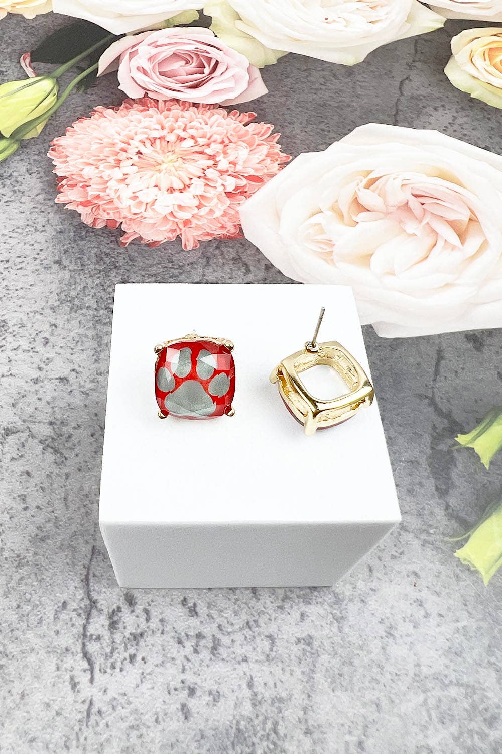 JHP Collection - Wholesale Stud/Post Earrings - DOG PAW PRINT CUSHION CUT EPOXY STUD EARRING34