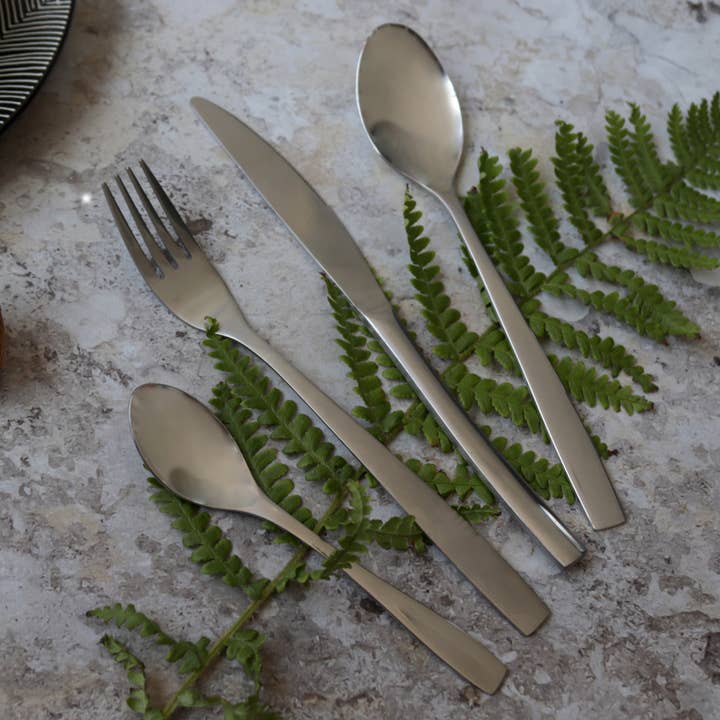 Novastyl - Wholesale Assorted Cutlery Set - LIMA 24-piece stainless steel cutlery set2