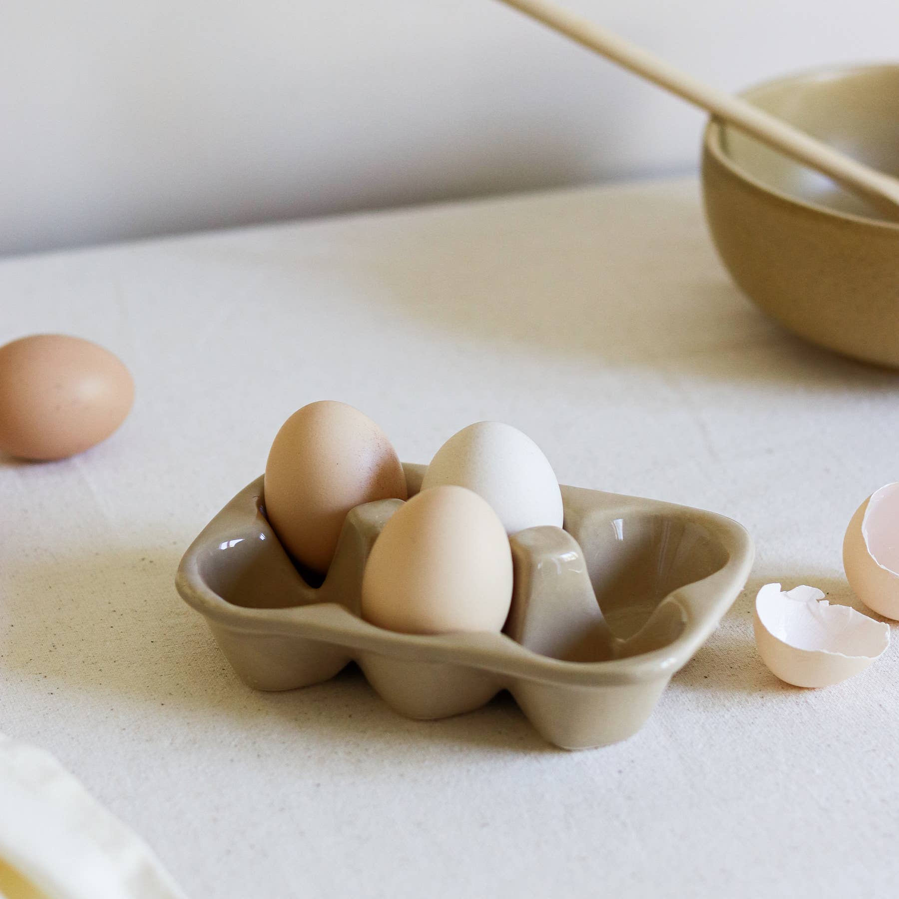 Beige & Stone – wholesale Äggkopp/-hållare – Keramiskt äggställ5