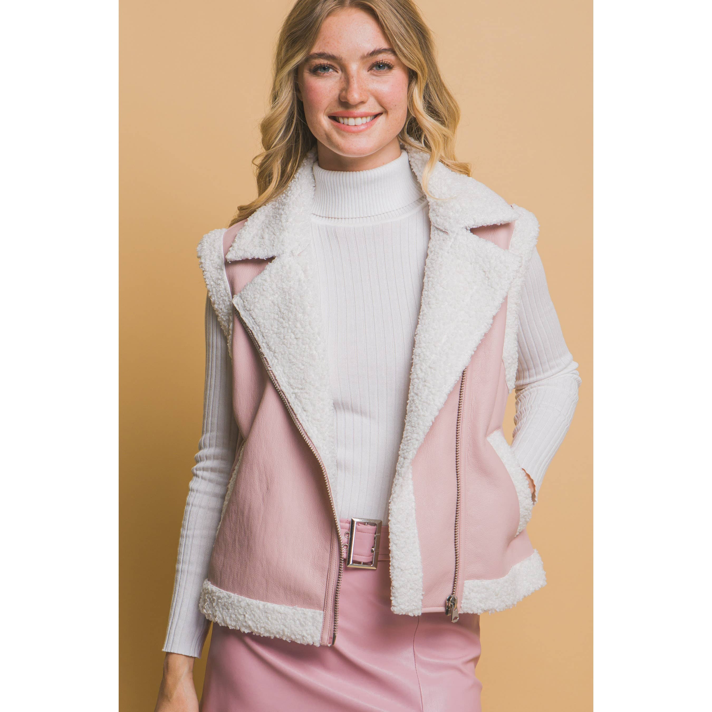 HiteJeans – wholesale Väst - Dam – PU Faux Läder Sherpa Trim Vest9