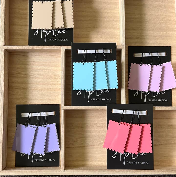 HapBee Creative Studios - Wholesale Knitting/Crochet Supplies - REWRITABLE TAGS - set of 33