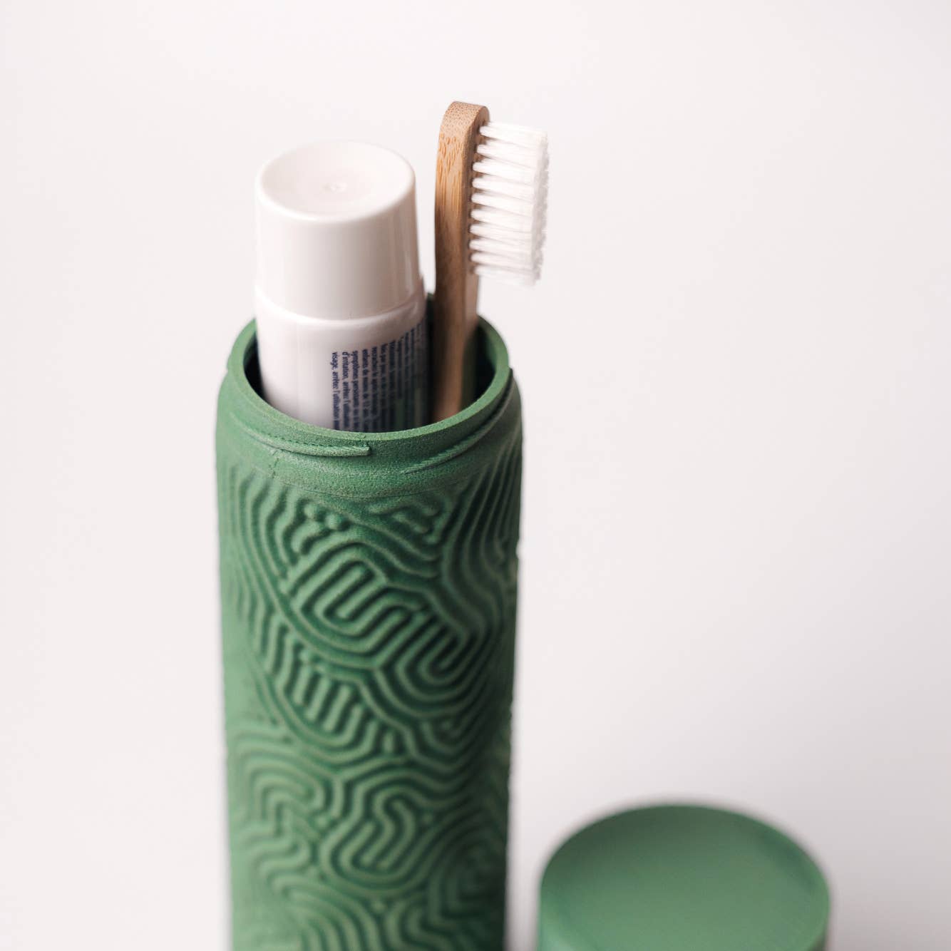 Copo Design - Wholesale Toothbrush Holder - Travel Case - Toothbrush / Pencil - Wood based Plastic free5