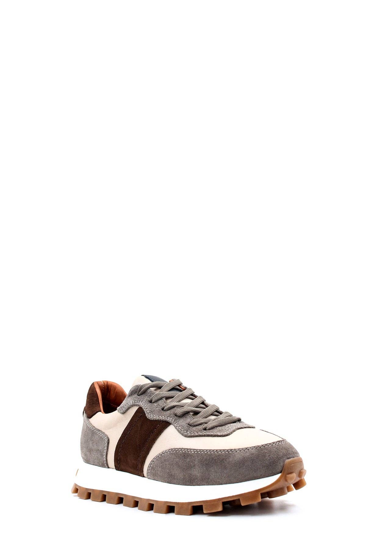 Bej Men's Beige and Grey Suede Casual Sneakers with Brown Accents - Wessi for wholesale on Faire3