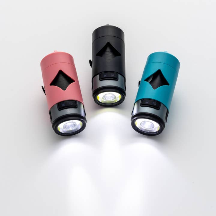 Porte-sac à déjections LED & Distributeur pour la vente par Lumi Pawtners