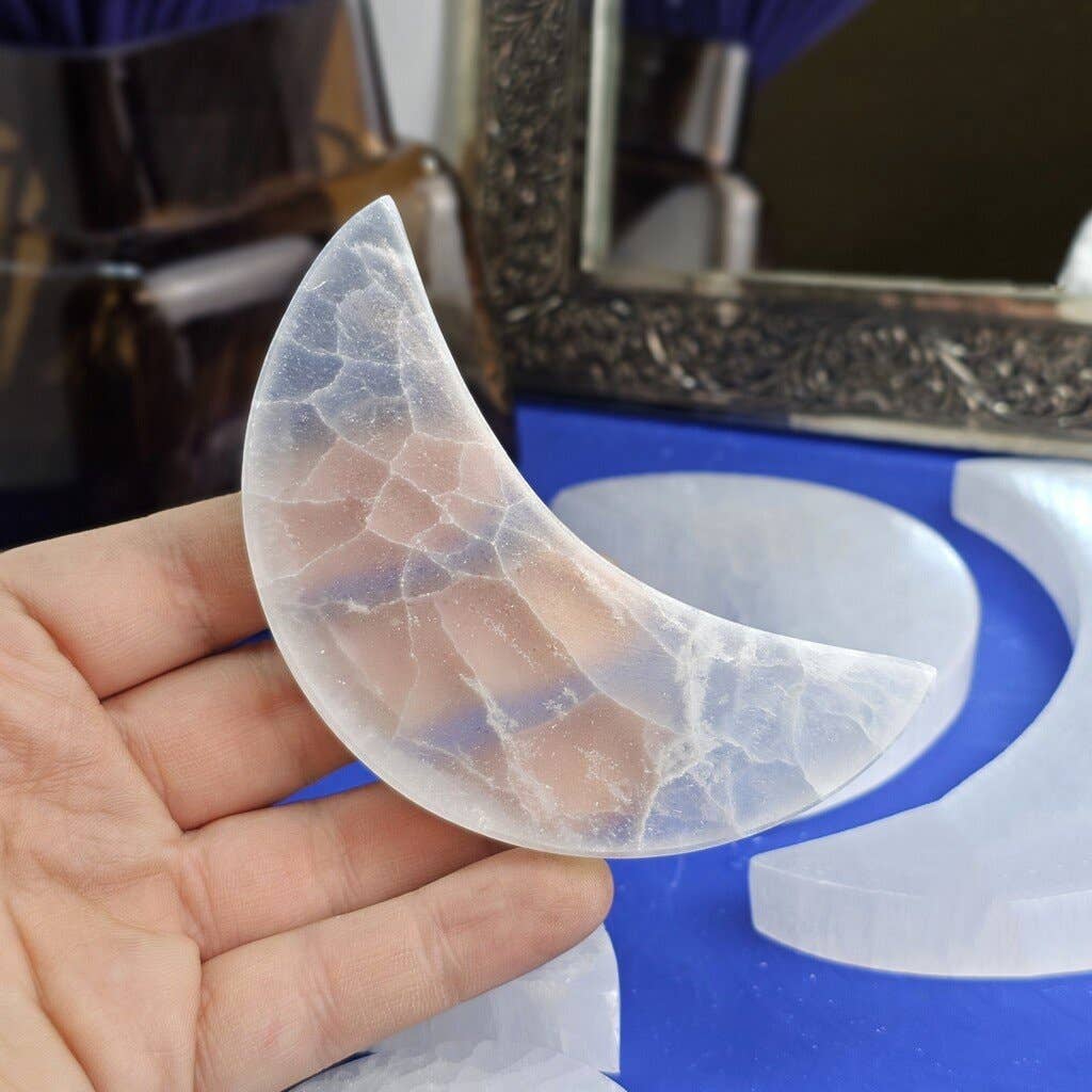 UNDERSUN.STORE - Wholesale Spiritual Stone/Crystal - Selenite Moon Plate 10 cm0