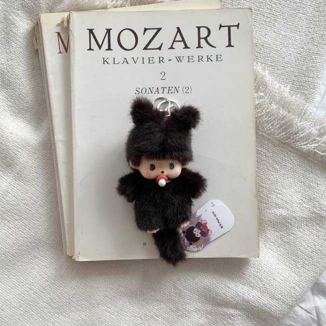 MOND HAUS - Wholesale Keychain - Women's - Bobsy Keychain – Adorable Monchichi Vinyl Doll Charm Series