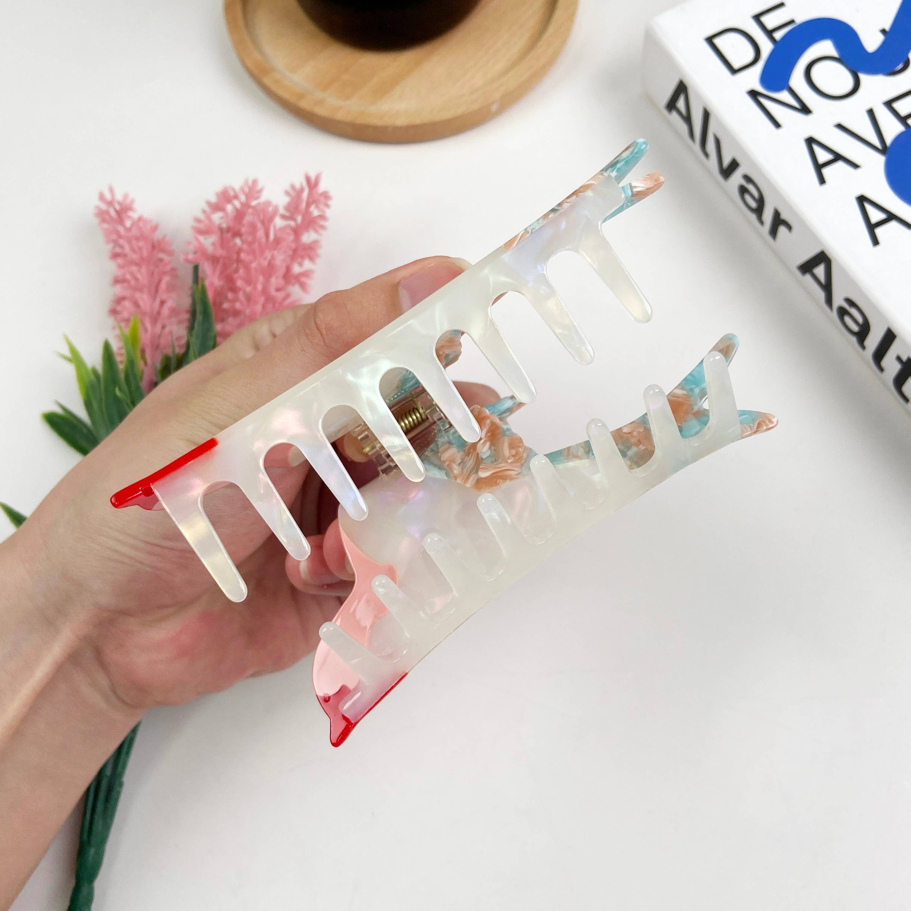 TheDivaSoap – wholesale Hair clip – Women’s – Acetate Swallow Hair Claw Clip Animal Bird10