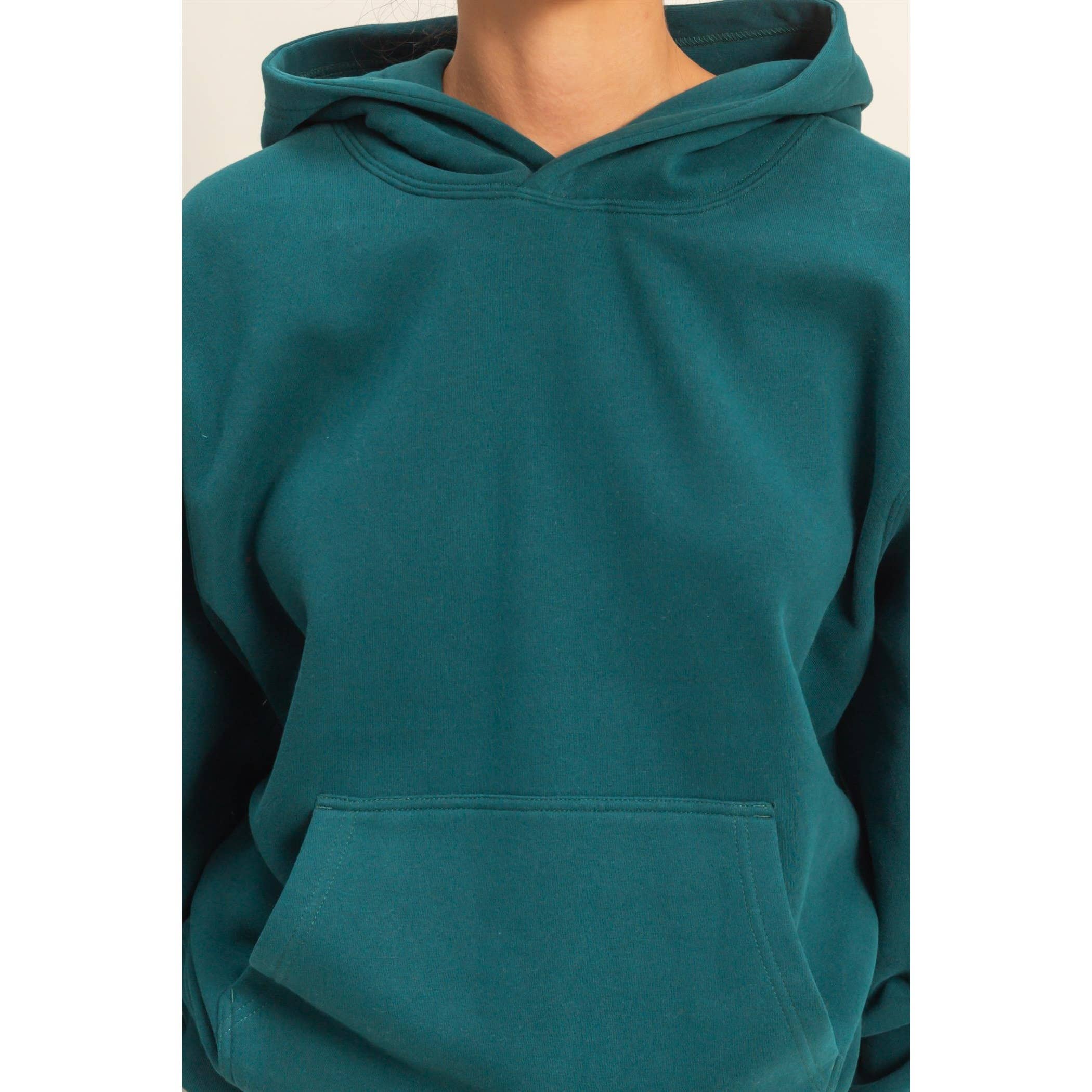 HYFVE – Hoodie – Mulher por atacado – Camisola de Conforto Essencial com Bolso Canguru22