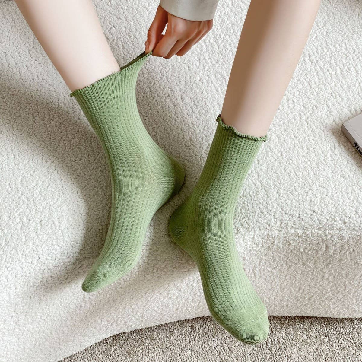 ACCITY - Wholesale Socks - Women's - SOLID COLOR RUFFLED ALL-MATCH SOCKS_CWMS09019