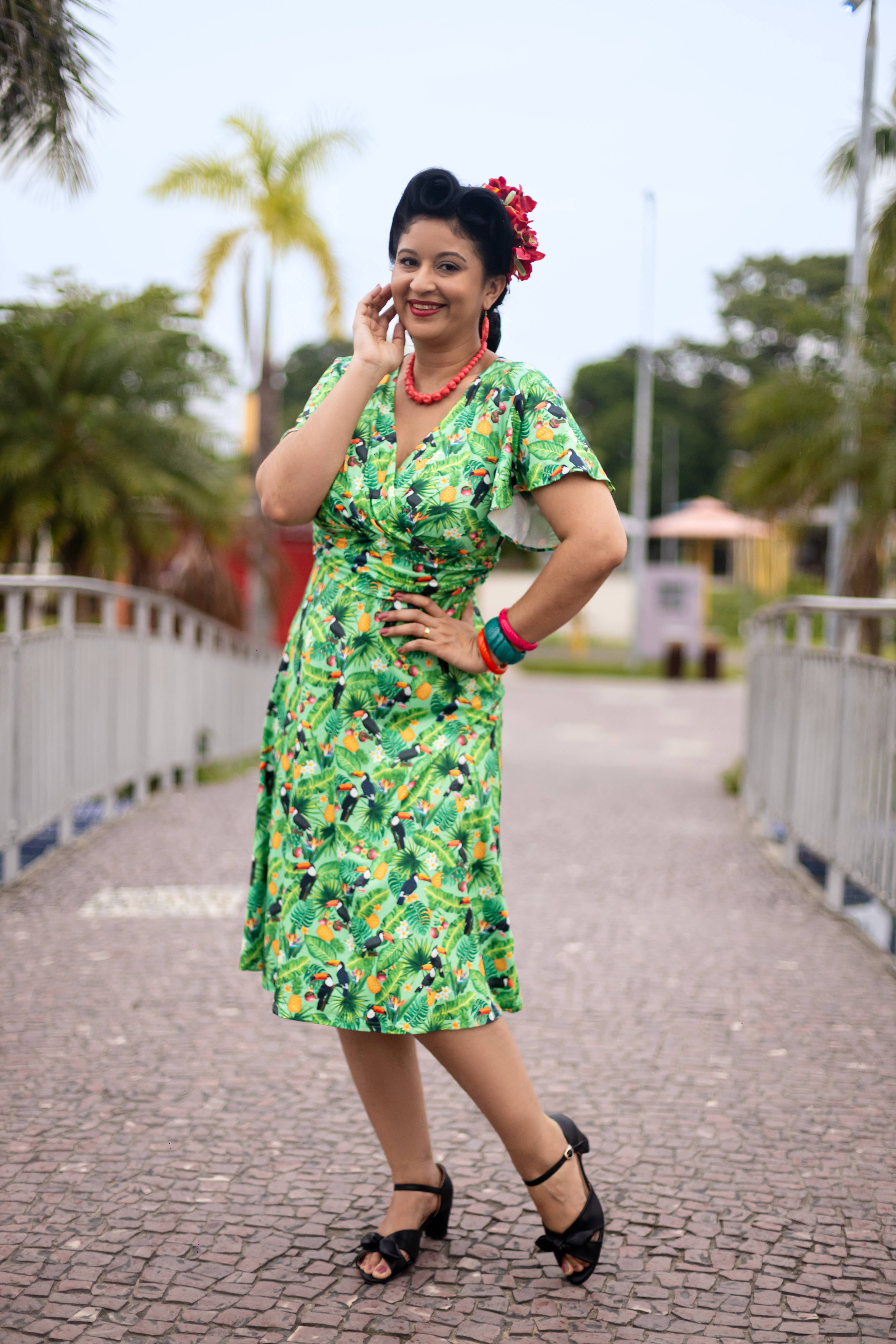 Dolly & Dotty - Wholesale Dress - Women's - Donna Petal Sleeves Summer Dress in Tropical Green Toucan9