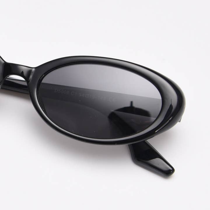 Dipped Shop - Wholesale Sunglasses – Women's - Vintage Small Frame Polarized Sunglasses DP25D9846