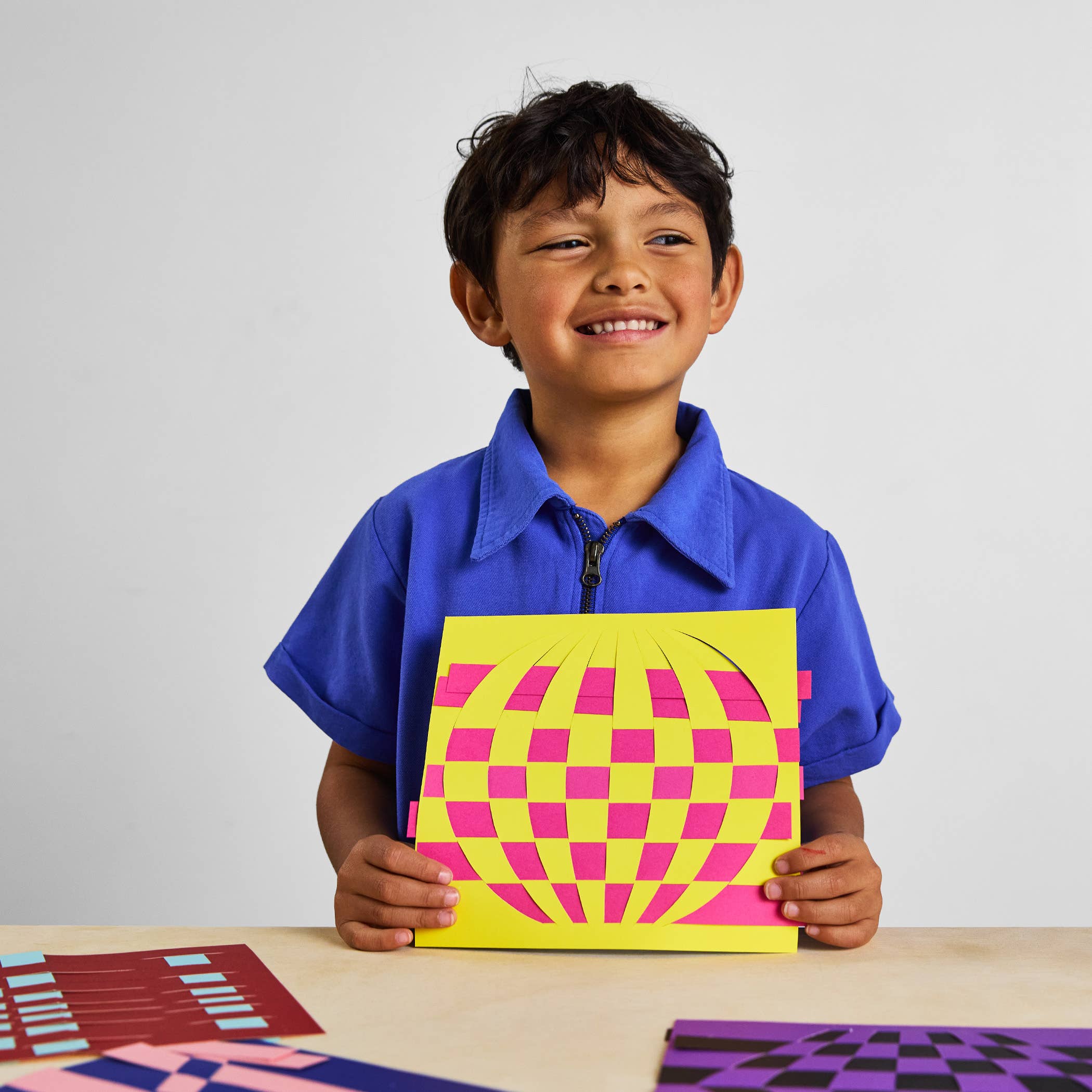 MAJO IDEAS – wholesale DIY craft kit – Child – VOL ①② — OP ART Sticker Based Art Pack10