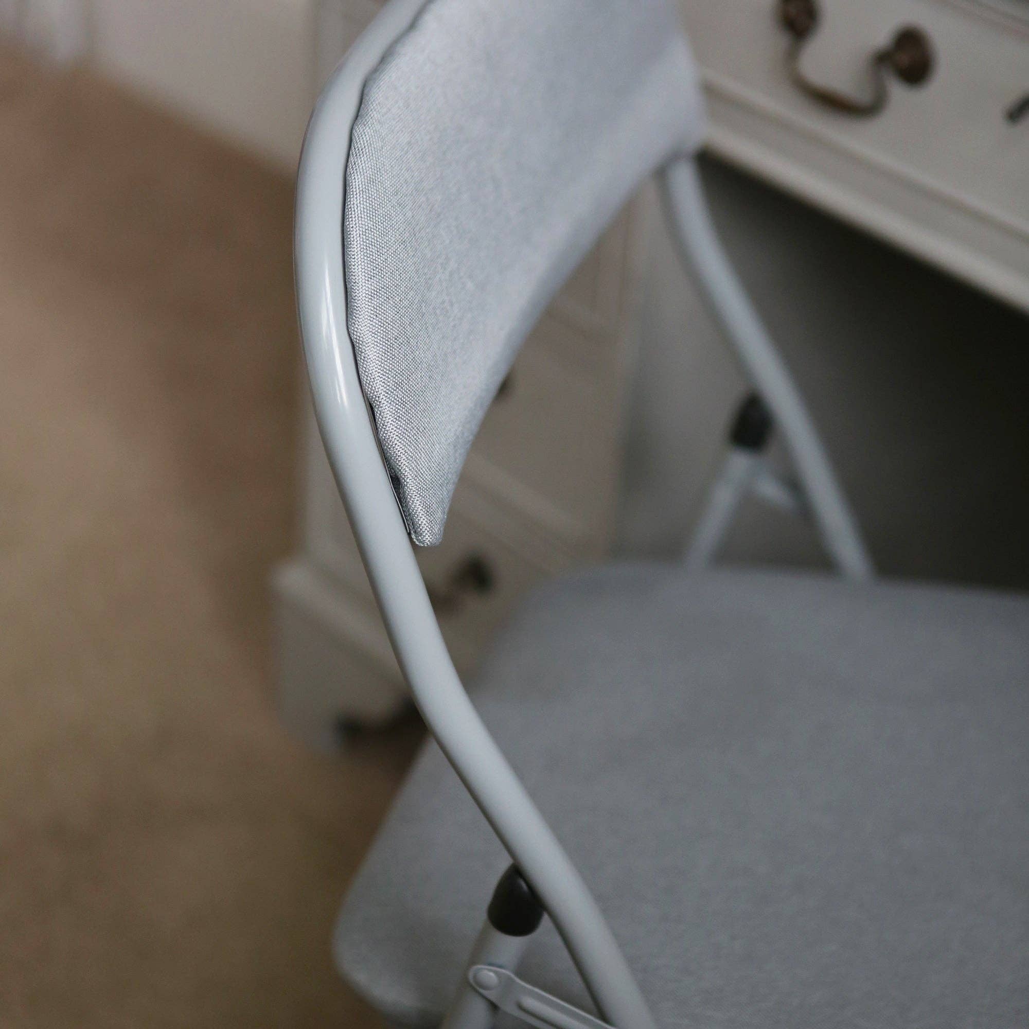 Rinkit Ltd - Wholesale Folding Chair - Fabric Padded Metal Folding Chair - By Harbour Housewares11