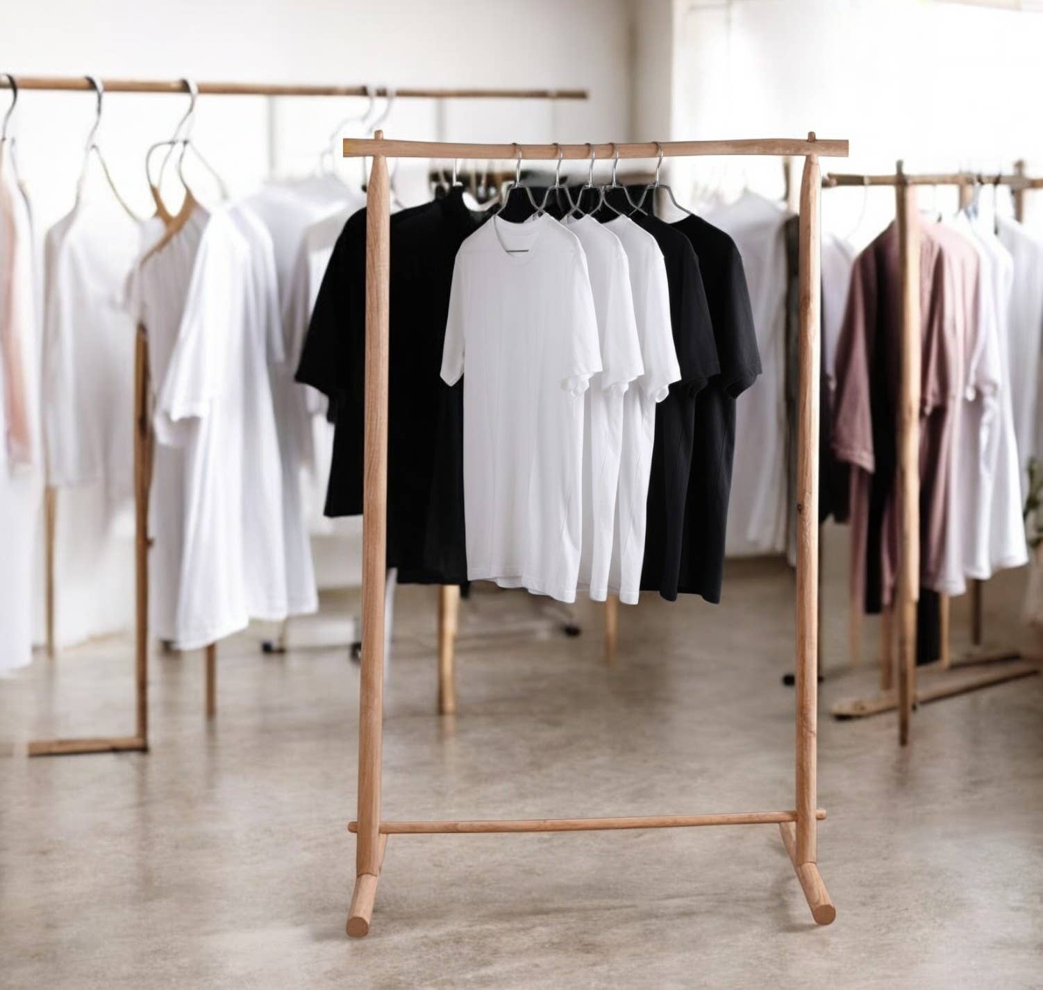 prairie studio - Vendita all'ingrosso Appendiabiti - Indossando abiti in legno fatti a mano6