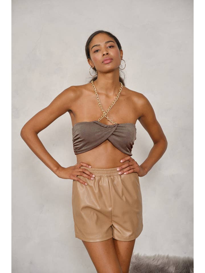 Endless Blu – Großhandel Bluse – Damen – CJT5207 SLINKY MIT KETTENBESATZ NECKHOLDER-TOP2