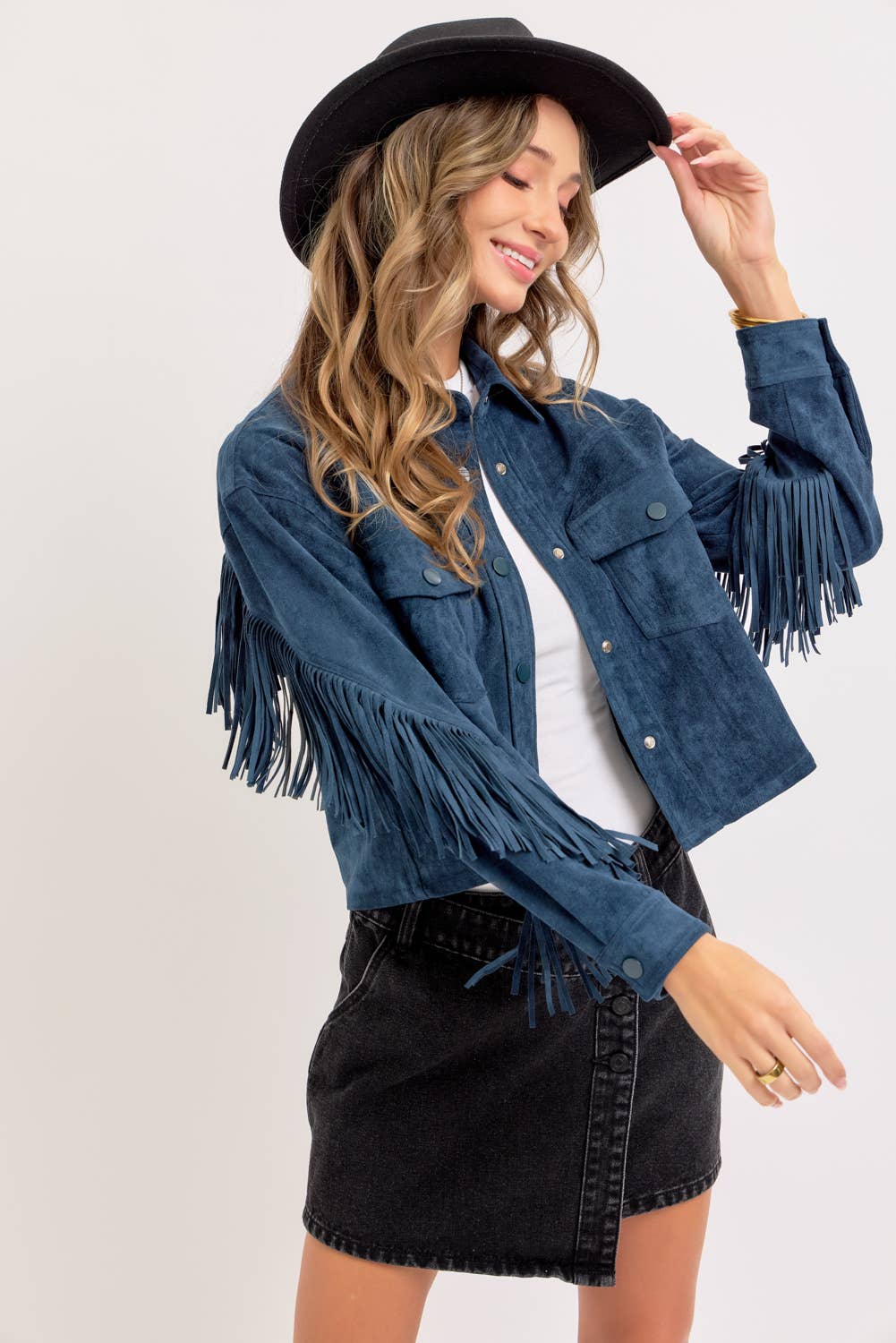 Sweet Lovely by Jen – Großhandel Hemdjacke/Shacket – Damen – Western-inspirierte Wildleder-Shacket2