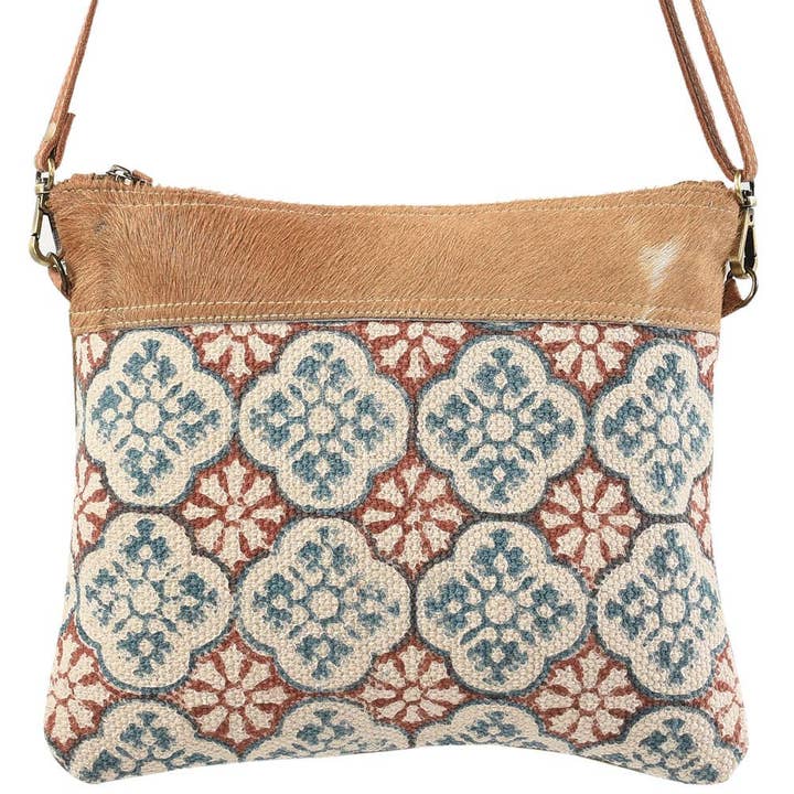 Clea Ray Canvas Bags & Clothing - Wholesale Crossbody Bag - Women's - Crossbody With Brown Tones Canvas Rug And Fur