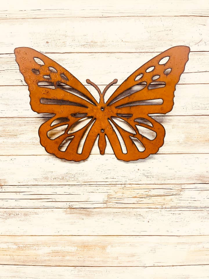 Butterfly Garden Décoration murale rustique en métal pour la vente par Universal Ironworks USA