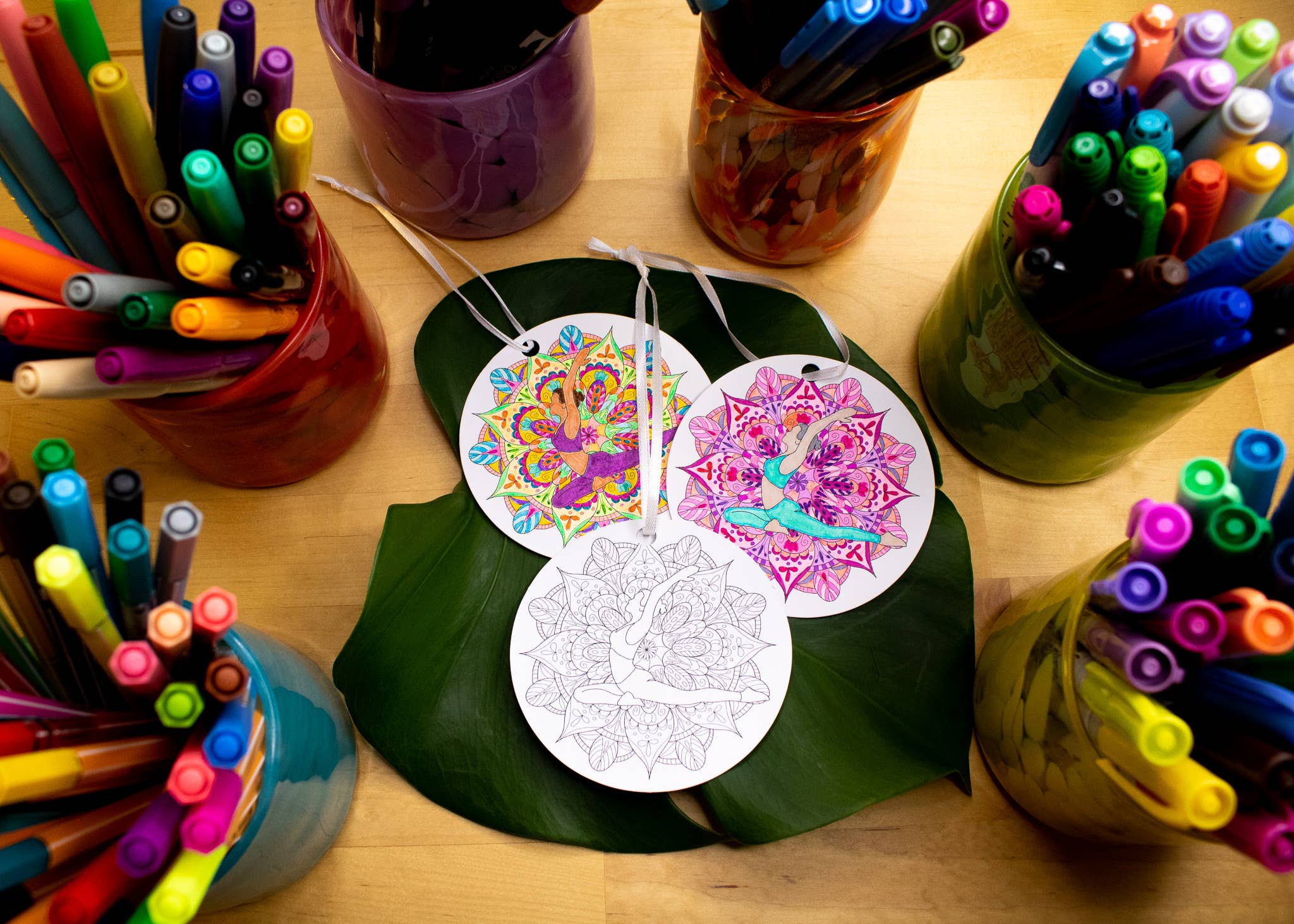 Iron Maid Art – Ornamento por atacado – Yoga Coloring Ornamento de Natal Presente de Natal Meditação3