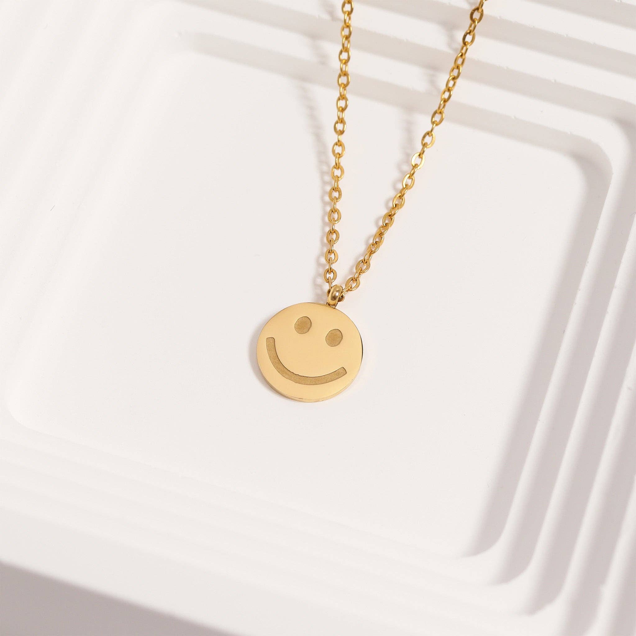 WJW - Wholesale Individual Charm/Pendant - 18K Gold PVD Stainless Steel Smiley Face Charm2