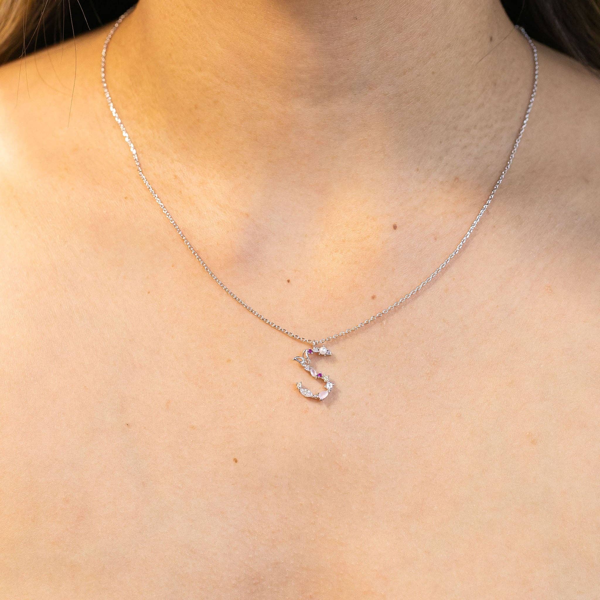 Girls Crew – wholesale Pendant/charm necklace – Flutterfly Stone Initial Necklace33