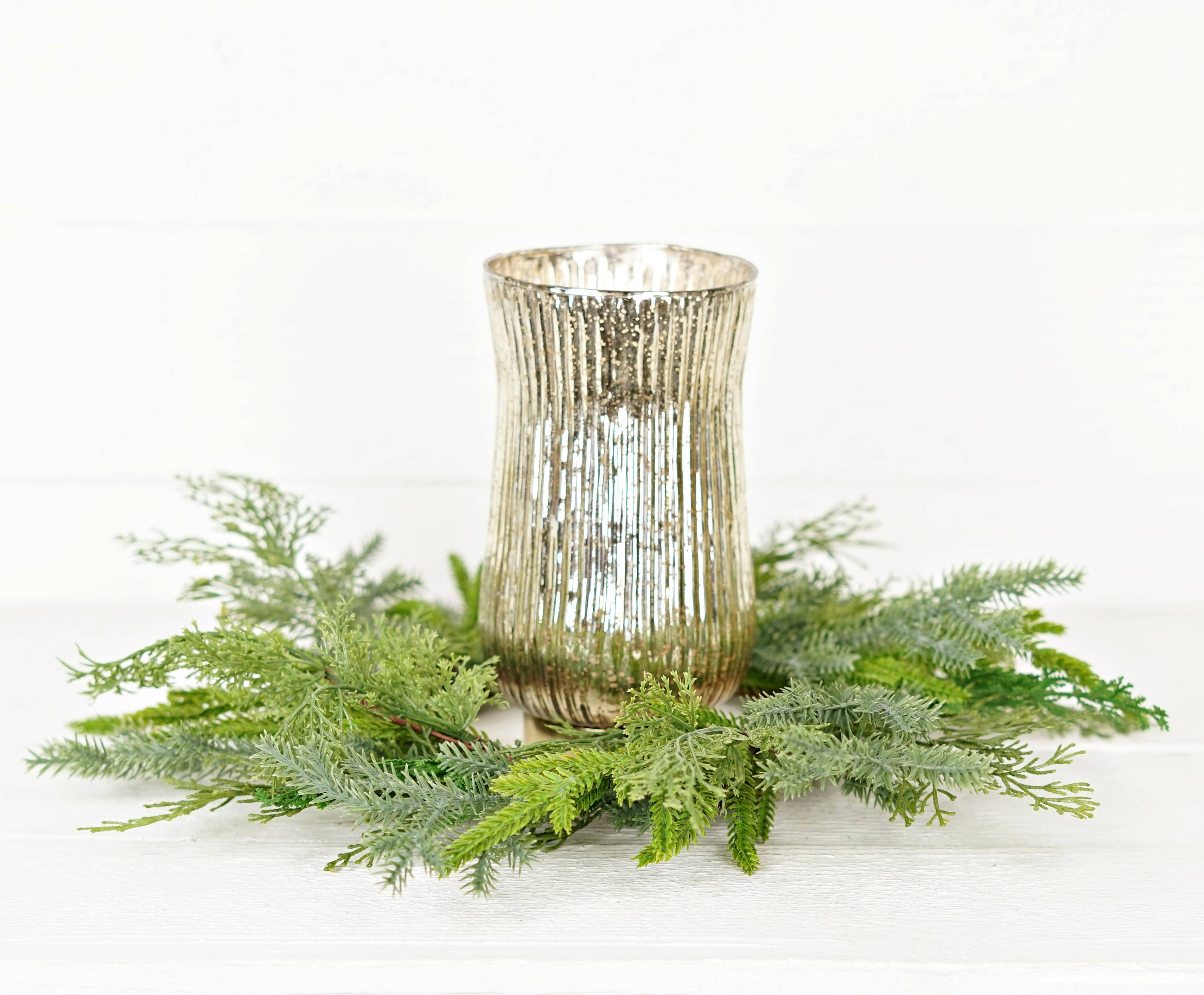 Holiday Depot Inc. - Wholesale Wreath - 510783- 18in(6.5)Wreath-Mix Real Touch Cedar and Norfolk Pin3