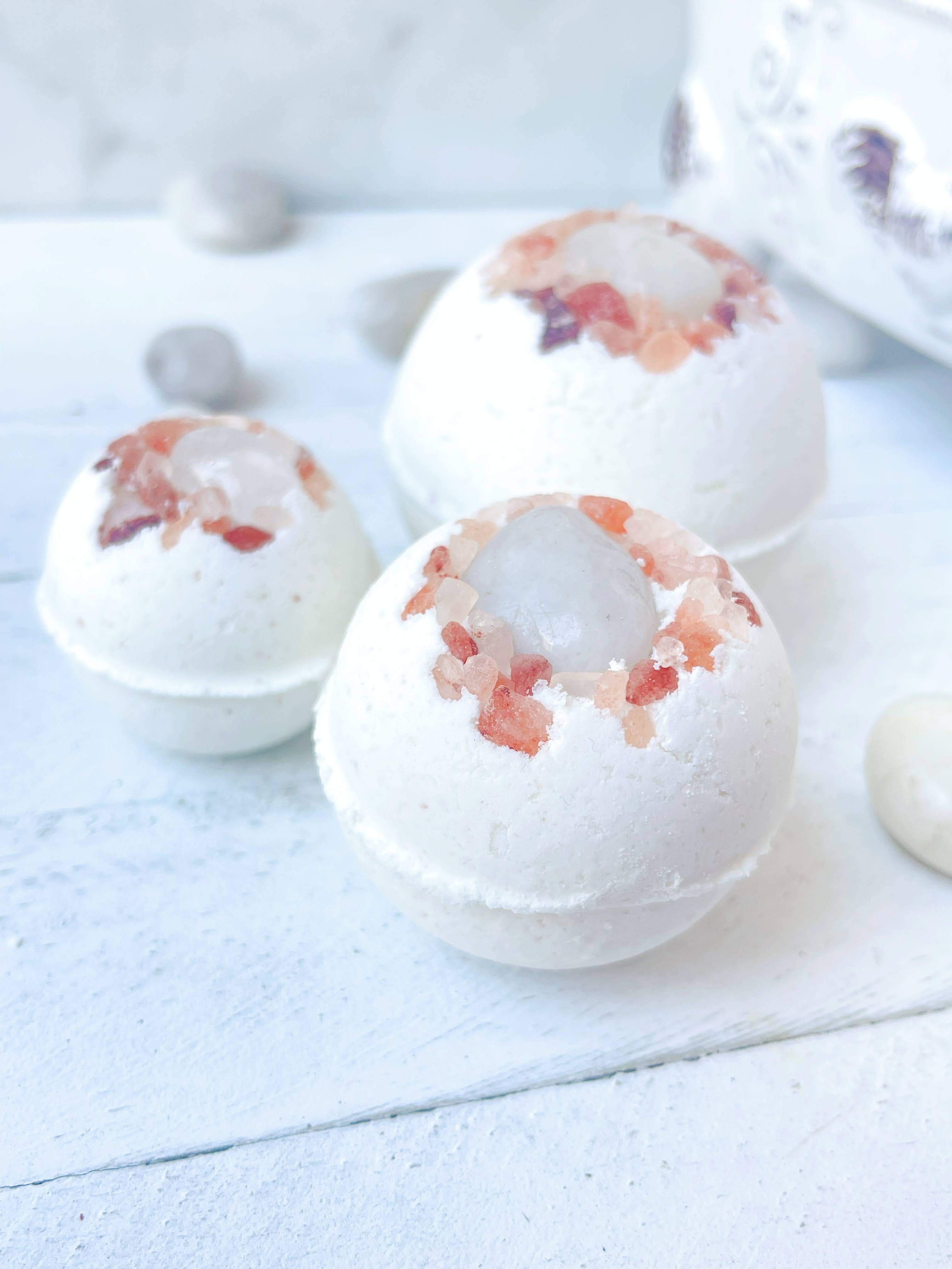 Rage Gems & Jewelry - Wholesale Bath Bomb/Fizz - Quartz & Pink Himalayan Salt Bath Bomb2